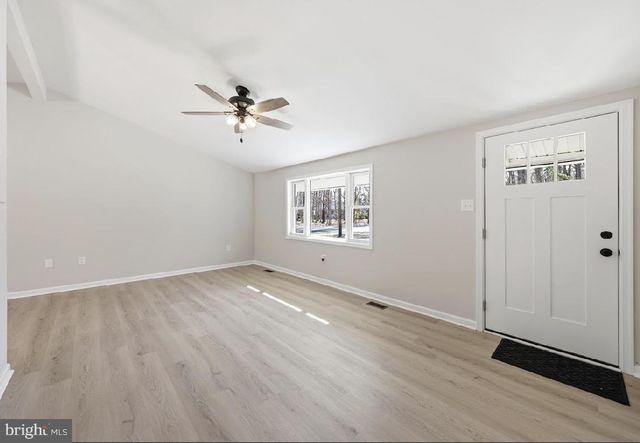 2011 DEER TRACK LN, Hammonton, NJ 08037