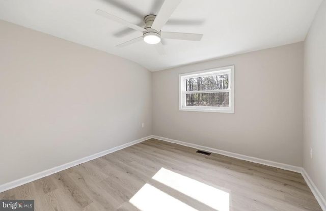 2011 DEER TRACK LN, Hammonton, NJ 08037