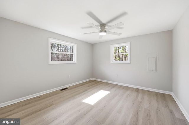 2011 DEER TRACK LN, Hammonton, NJ 08037
