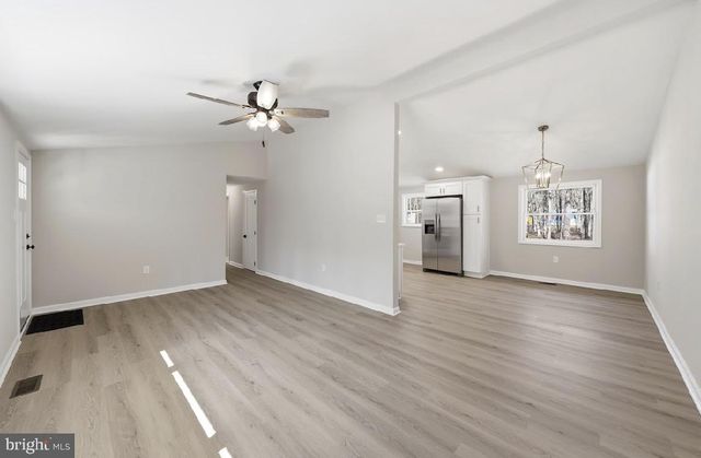 2011 DEER TRACK LN, Hammonton, NJ 08037