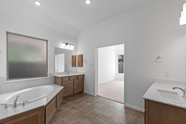 2518 Gleaming Pear Drive, Manvel, TX 77578