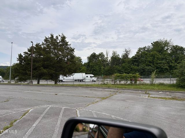3315 Linden Drive, Bristol, VA 24201