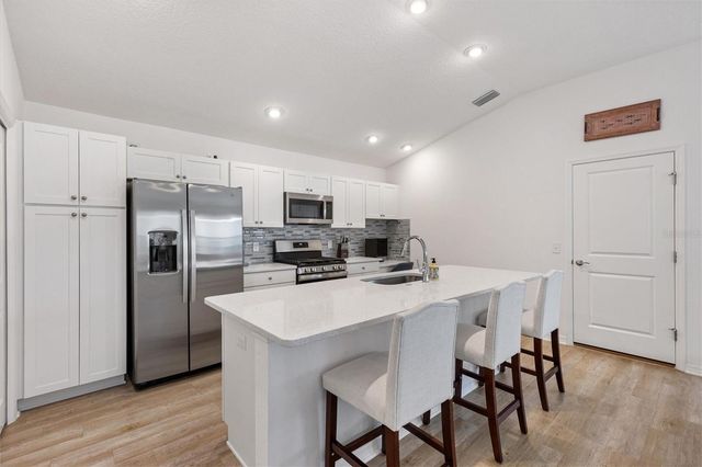 7163 JERRY AVENUE, The Villages, FL 34762