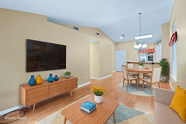 1421 Vigo Ct, Davis, CA 95618