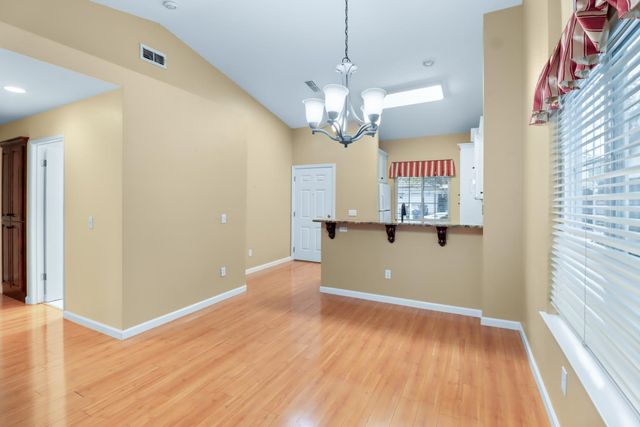 1421 Vigo Ct, Davis, CA 95618