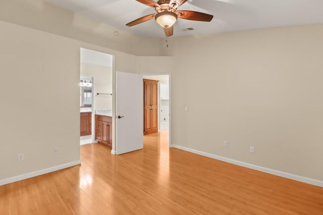 1421 Vigo Ct, Davis, CA 95618