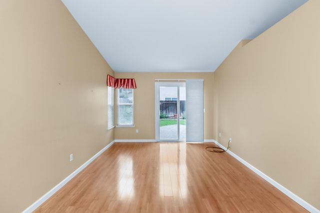 1421 Vigo Ct, Davis, CA 95618