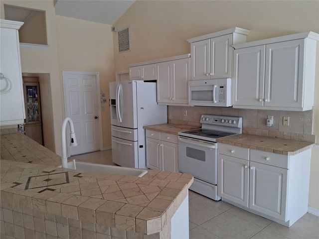 1441 OLDE KENSINGTON LANE, Deltona, FL 32725