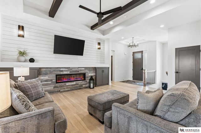 4521 S 202nd Street, Omaha, NE 68135