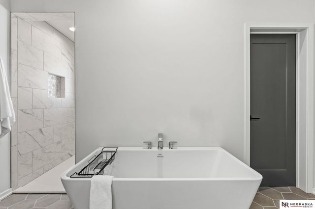 4521 S 202nd Street, Omaha, NE 68135