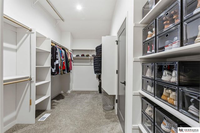 4521 S 202nd Street, Omaha, NE 68135