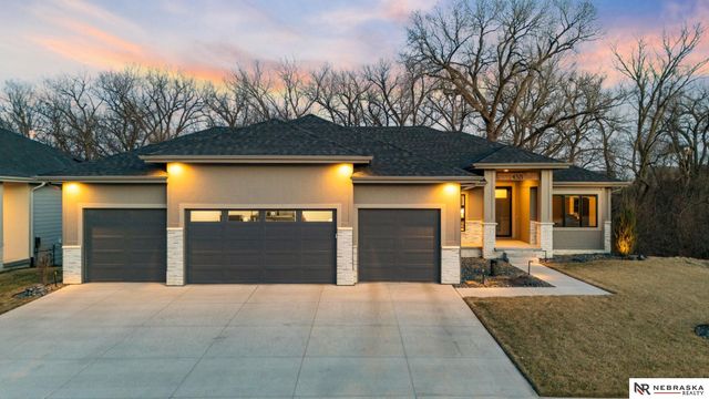 4521 S 202nd Street, Omaha, NE 68135