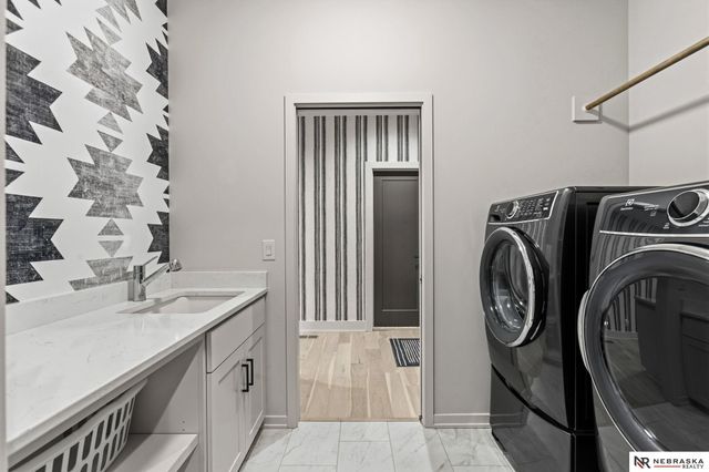 4521 S 202nd Street, Omaha, NE 68135