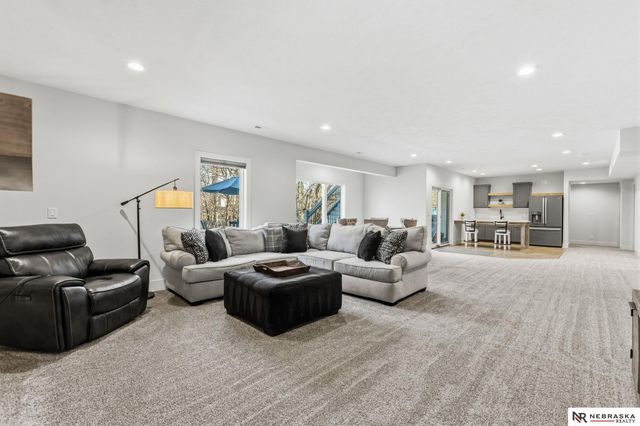 4521 S 202nd Street, Omaha, NE 68135