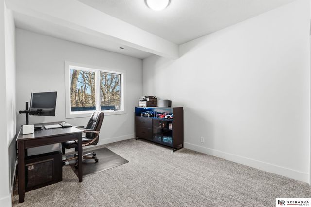 4521 S 202nd Street, Omaha, NE 68135