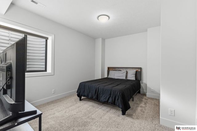 4521 S 202nd Street, Omaha, NE 68135