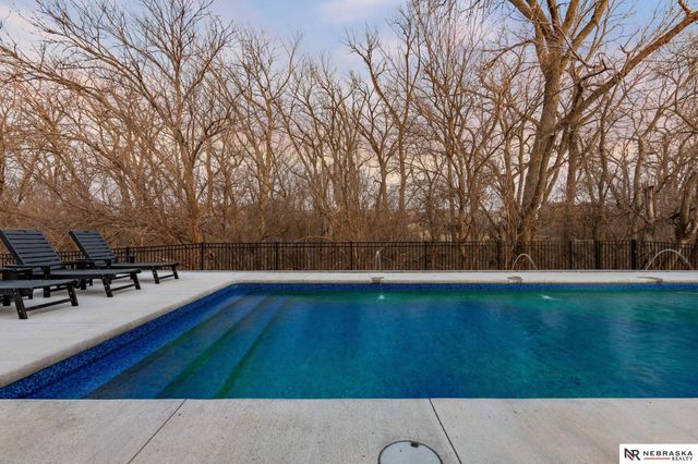 4521 S 202nd Street, Omaha, NE 68135