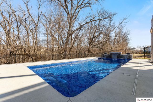 4521 S 202nd Street, Omaha, NE 68135