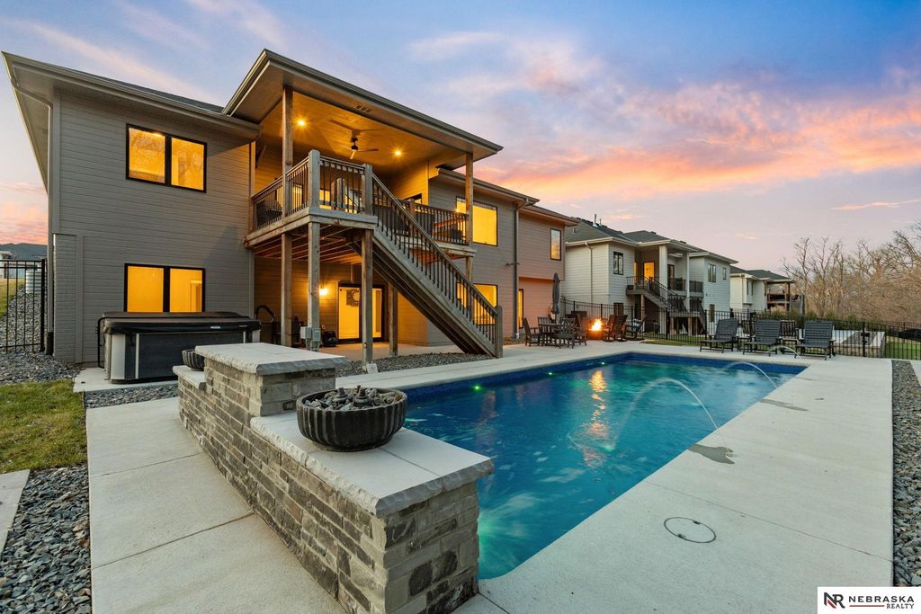 4521 S 202nd Street, Omaha, NE 68135