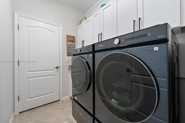 43308 Sapling St, Other City - In The State Of Florida, FL 33982