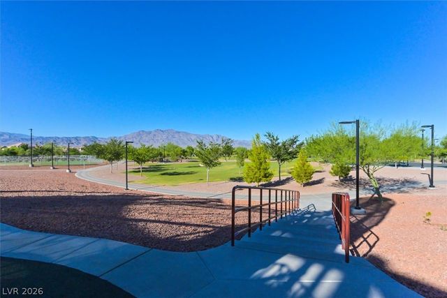 10725 Cape Shore Avenue, Las Vegas, NV 89166
