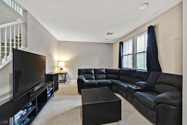 10725 Cape Shore Avenue, Las Vegas, NV 89166