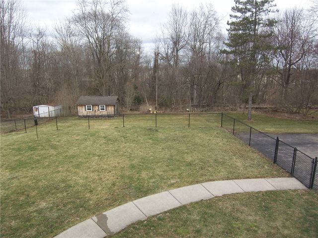 42 Crest Ave, Macedon, NY 14502