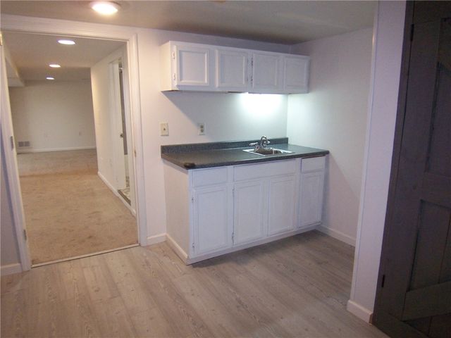 42 Crest Ave, Macedon, NY 14502