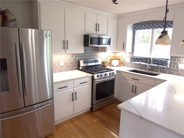 42 Crest Ave, Macedon, NY 14502