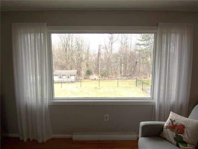 42 Crest Ave, Macedon, NY 14502