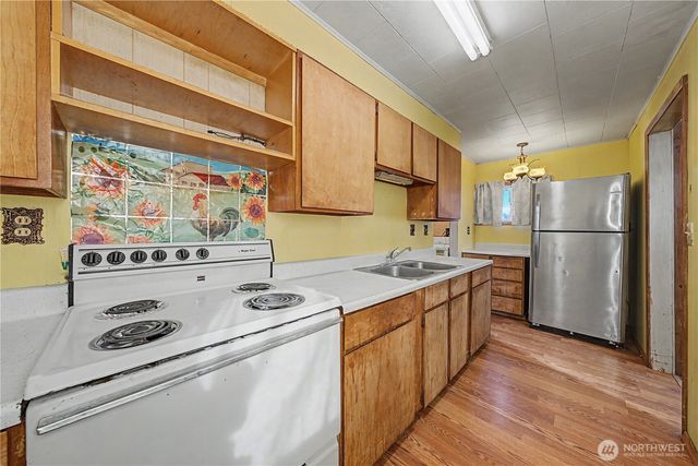 148 NW Ephrata Avenue, Soap Lake, WA 98851