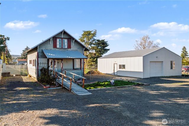 148 NW Ephrata Avenue, Soap Lake, WA 98851