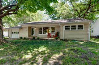 1534 South Kentwood Avenue, Springfield, MO 65804