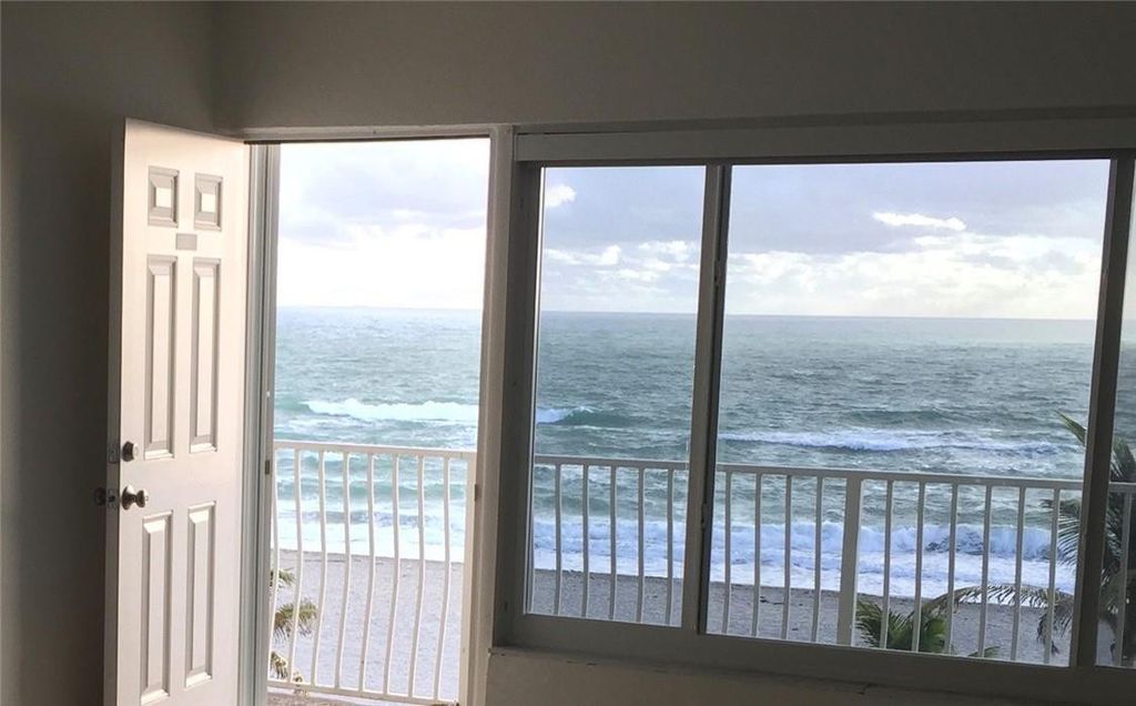 300 OREGON Street 303, Hollywood, FL 33019