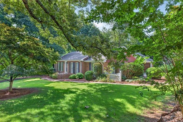 3705 Arrowhead Place, Gainesville, GA 30506