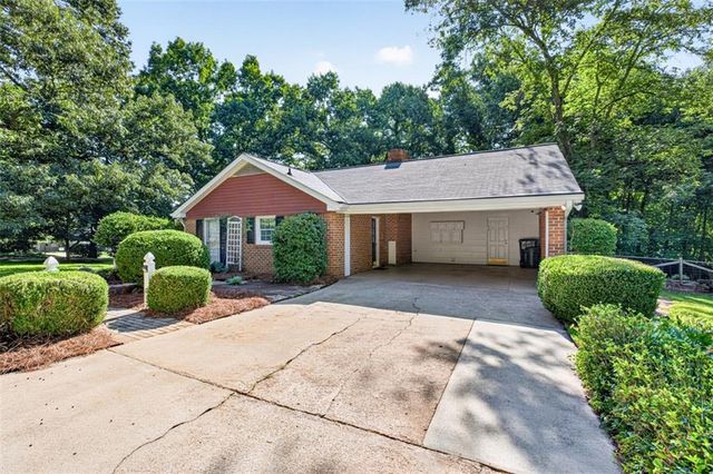 3705 Arrowhead Place, Gainesville, GA 30506