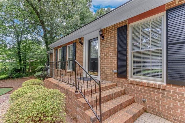 3705 Arrowhead Place, Gainesville, GA 30506
