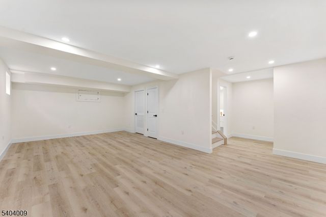 461 Thoreau Ter, Union Twp., NJ 07083