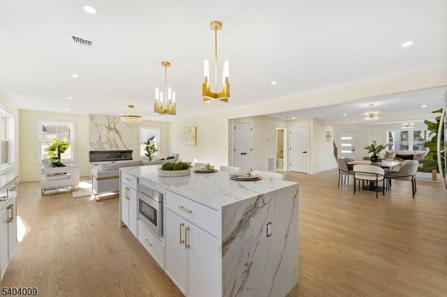 461 Thoreau Ter, Union Twp., NJ 07083