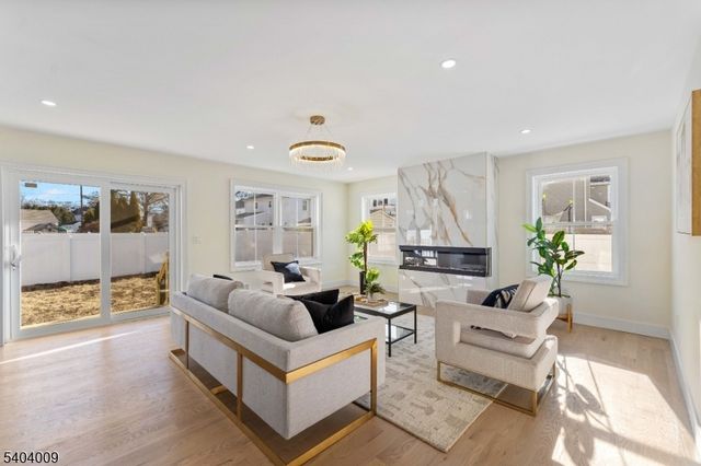 461 Thoreau Ter, Union Twp., NJ 07083