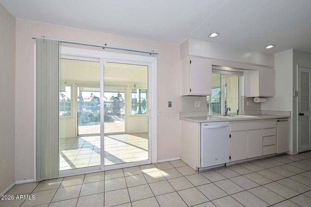 14007 N WHISPERING LAKE Drive, Sun City, AZ 85351