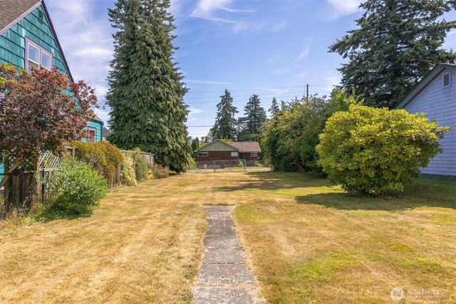 1244 Grant Street, Bellingham, WA 98225