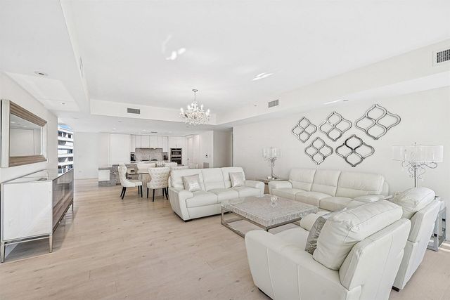 3550 S Ocean Boulevard 5e, South Palm Beach, FL 33480
