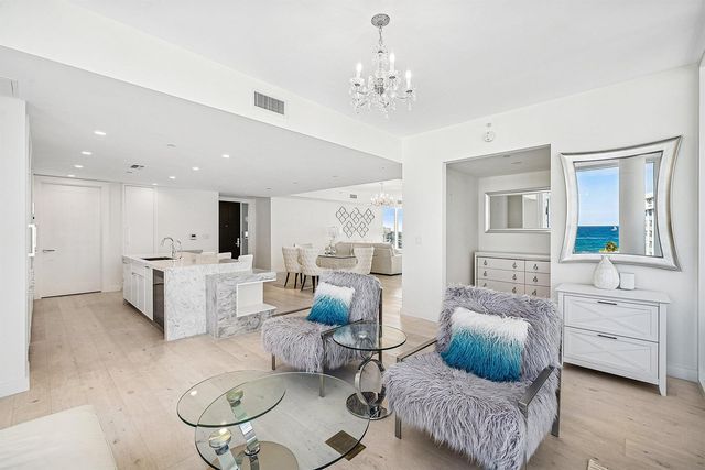 3550 S Ocean Boulevard 5e, South Palm Beach, FL 33480