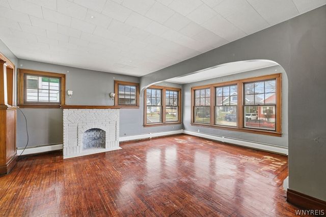 77 Connelly Avenue, Buffalo, NY 14215