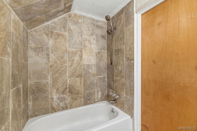 77 Connelly Avenue, Buffalo, NY 14215