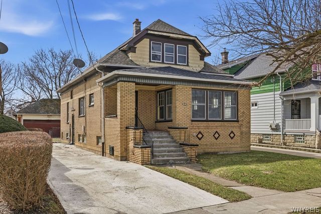 77 Connelly Avenue, Buffalo, NY 14215