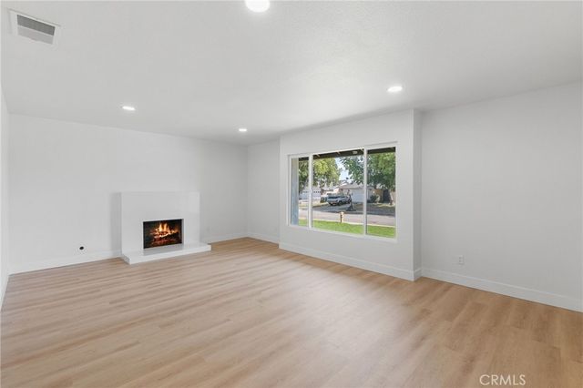 1529 E Hazeltine Street, Ontario, CA 91761