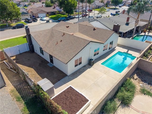 1529 E Hazeltine Street, Ontario, CA 91761