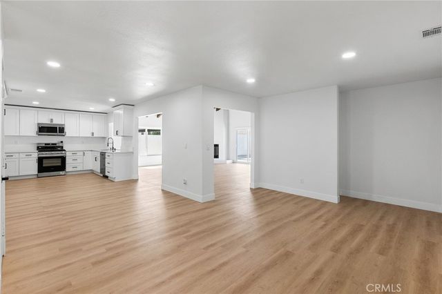1529 E Hazeltine Street, Ontario, CA 91761